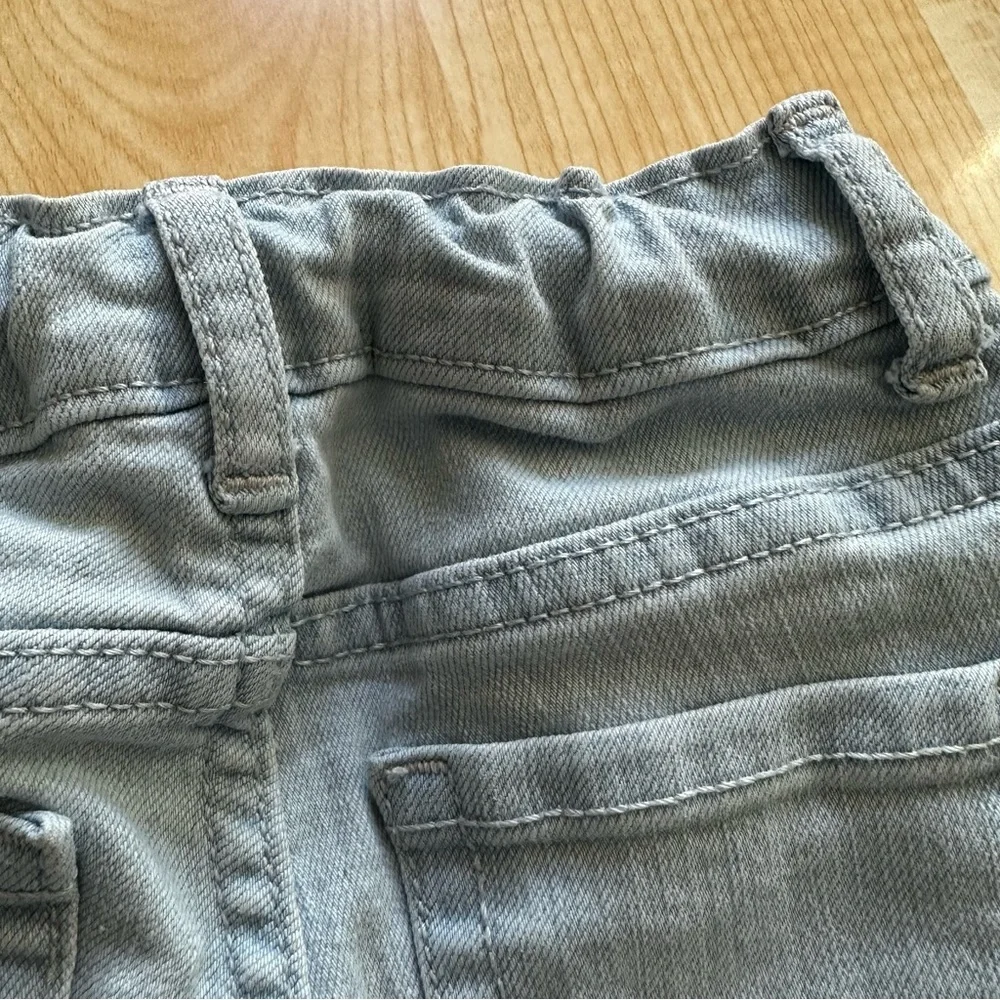 The Children’s Place Toddler Girls Basic Skinny Jeans in Sky Wash 2T Light Wash
